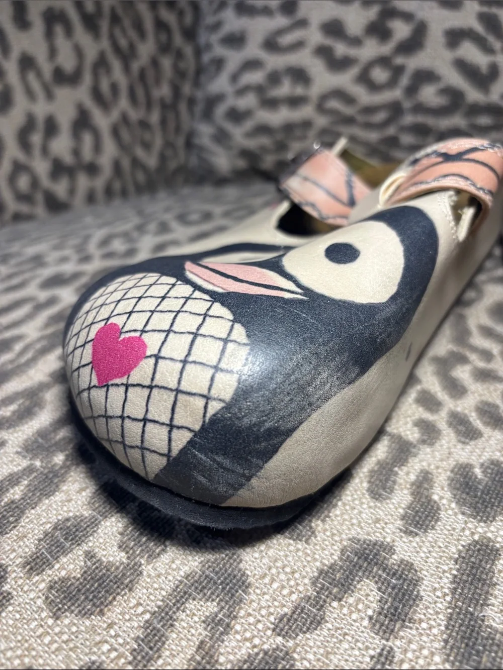 Calceo leather clogs penguin print mismatch cute casual shoes size 41 womens 10 - Picture 10 of 11